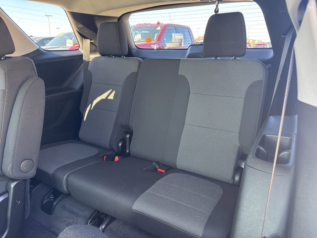 Used 2021 Chevrolet Traverse LT AWD/4WD image 21