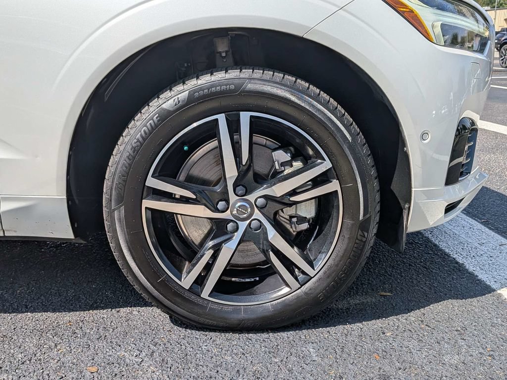 Used 2019 Volvo XC60 T8 R-Design w/ Protection Package Premier AWD/4WD image 12