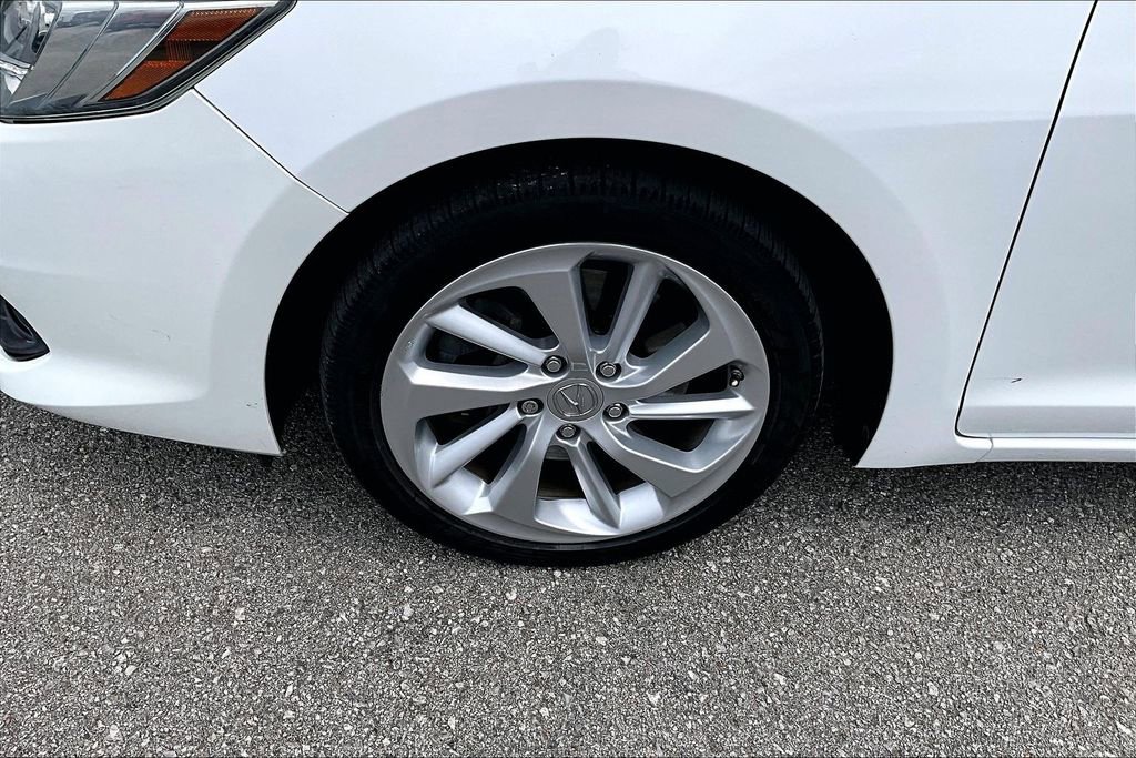 Used 2016 Acura ILX FWD image 12