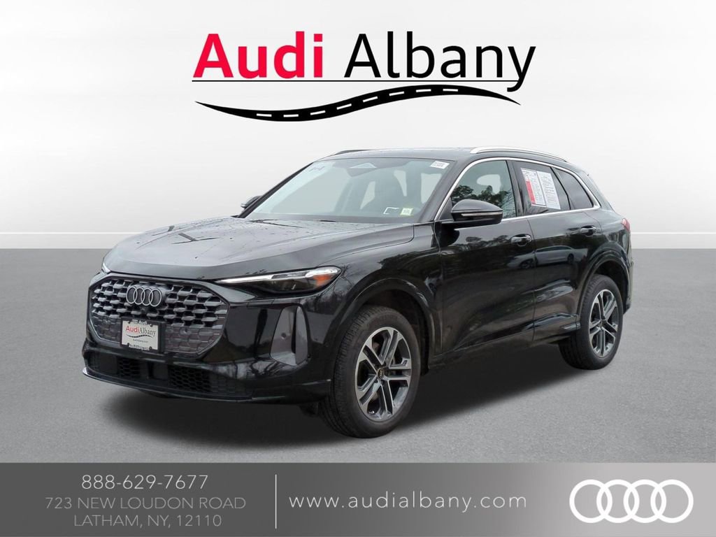 Certified 2025 Audi Q5 Premium Plus w/ Premium Plus image 1