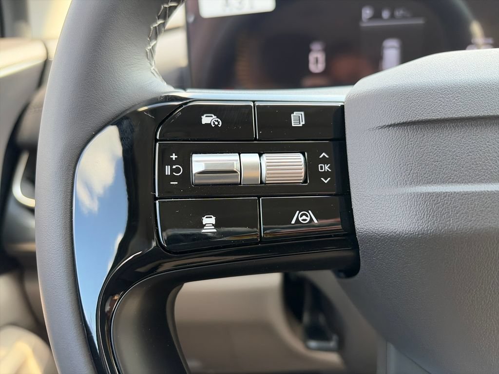 New 2027 Kia Carnival FWD image 13