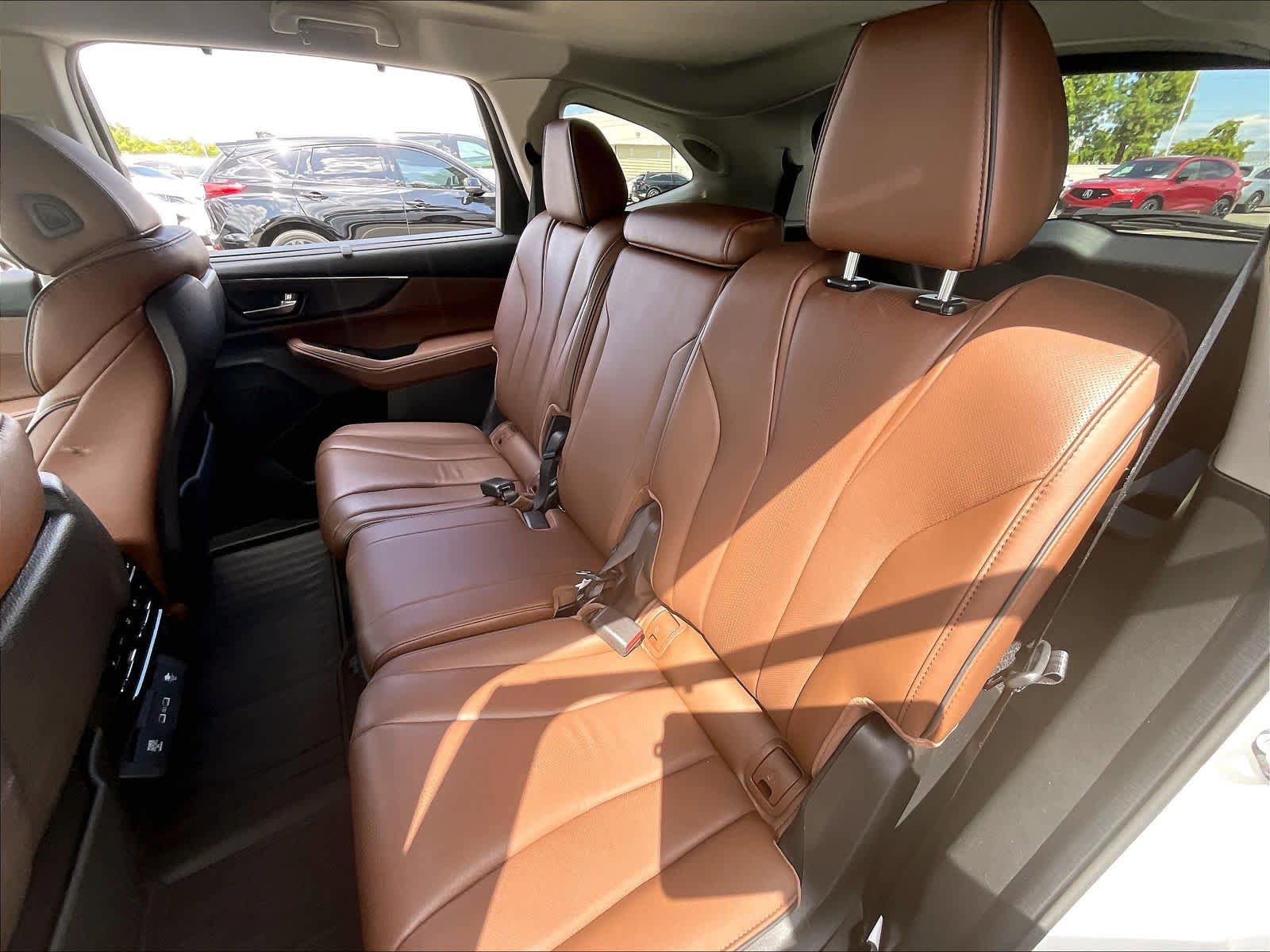 Used 2024 Acura MDX SH-AWD w/ Advance Package image 27