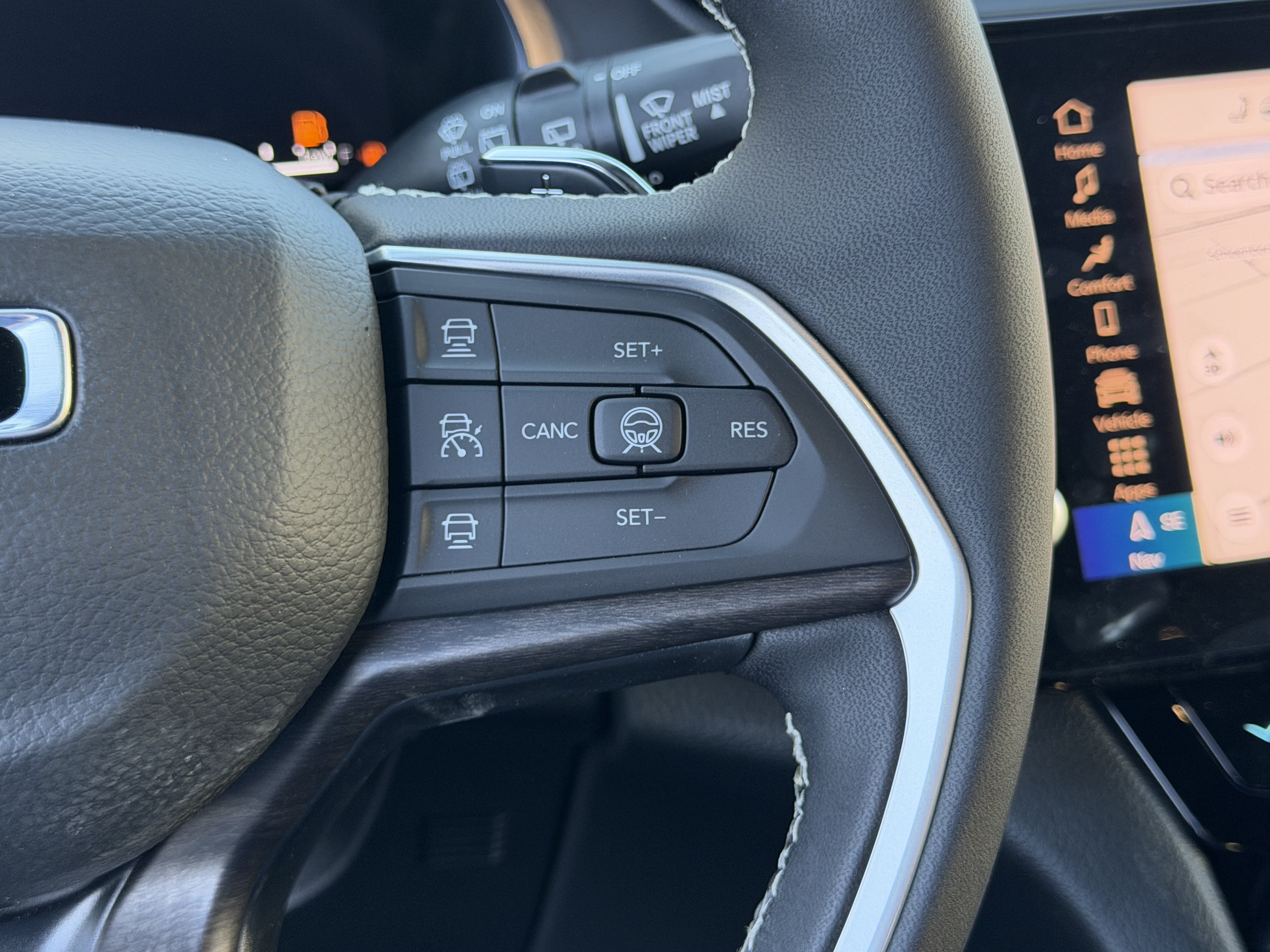 New 2026 Jeep Grand Cherokee Altitude RWD image 26
