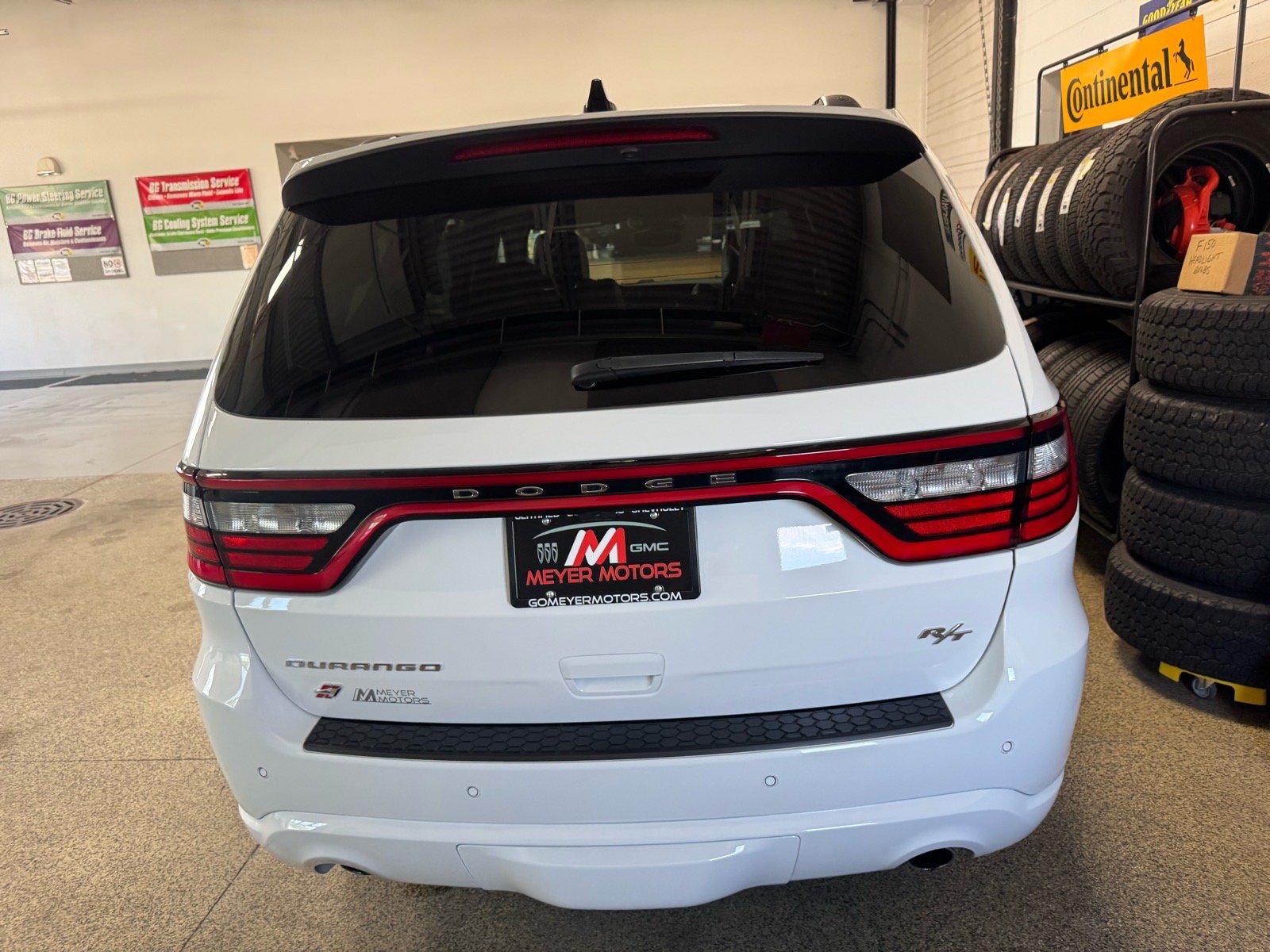 Used 2023 Dodge Durango R/T AWD/4WD image 6