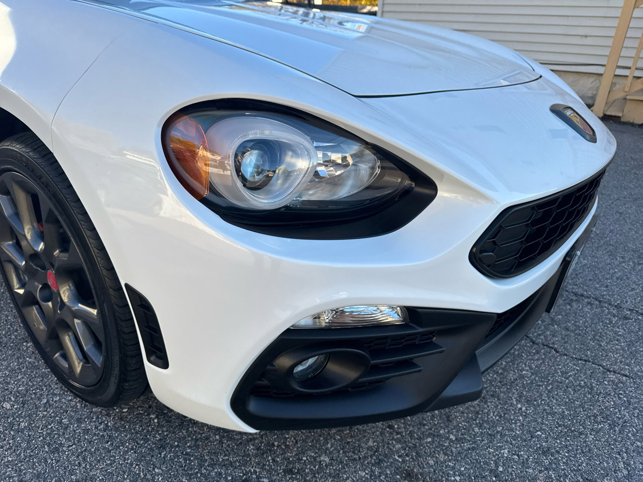 Used 2017 FIAT 124 Spider Abarth image 20