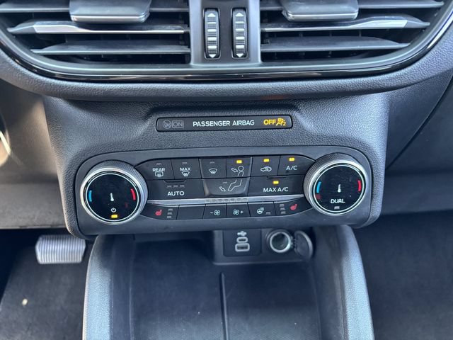 Used 2025 Ford Escape ST-Line Select AWD/4WD image 24