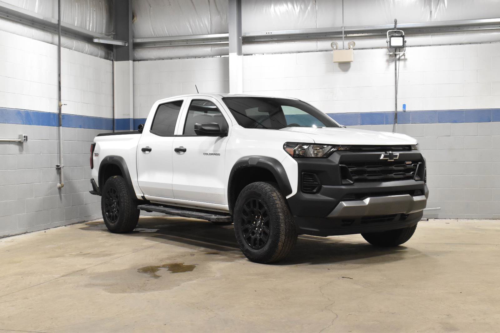 Used 2024 Chevrolet Colorado Trail Boss w/ Advanced Trailering Package image 26