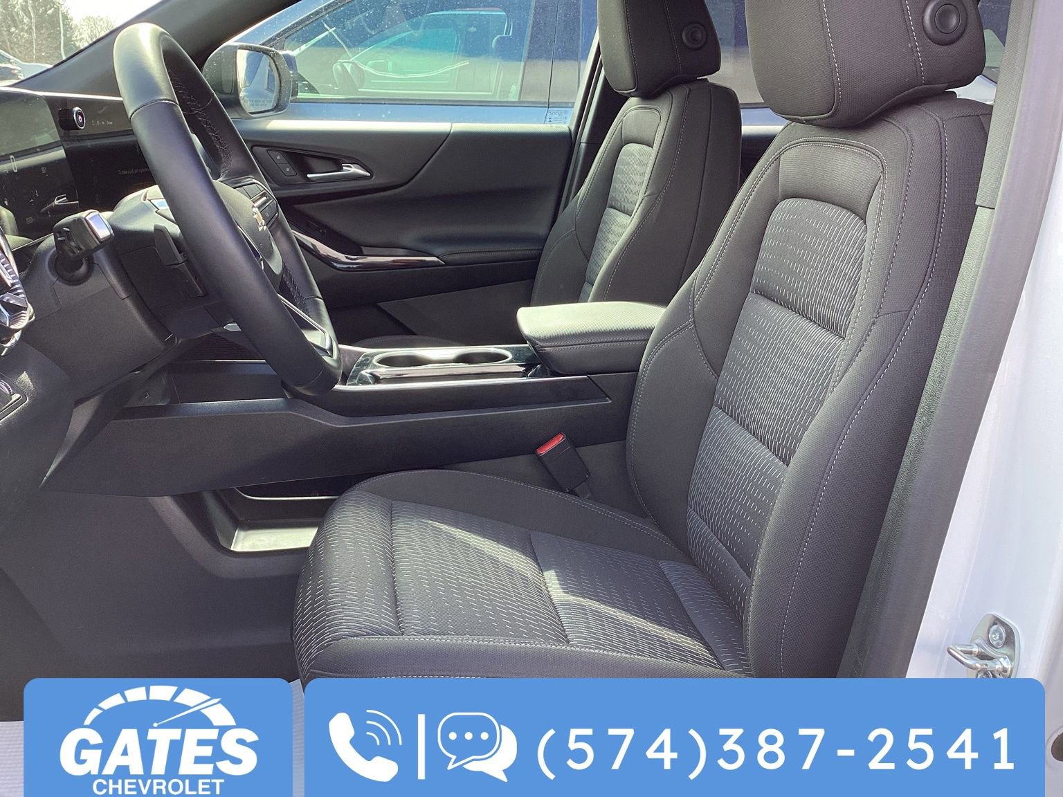 Used 2025 Chevrolet Equinox LT image 11