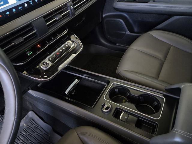 Used 2024 Lincoln Corsair FWD image 14