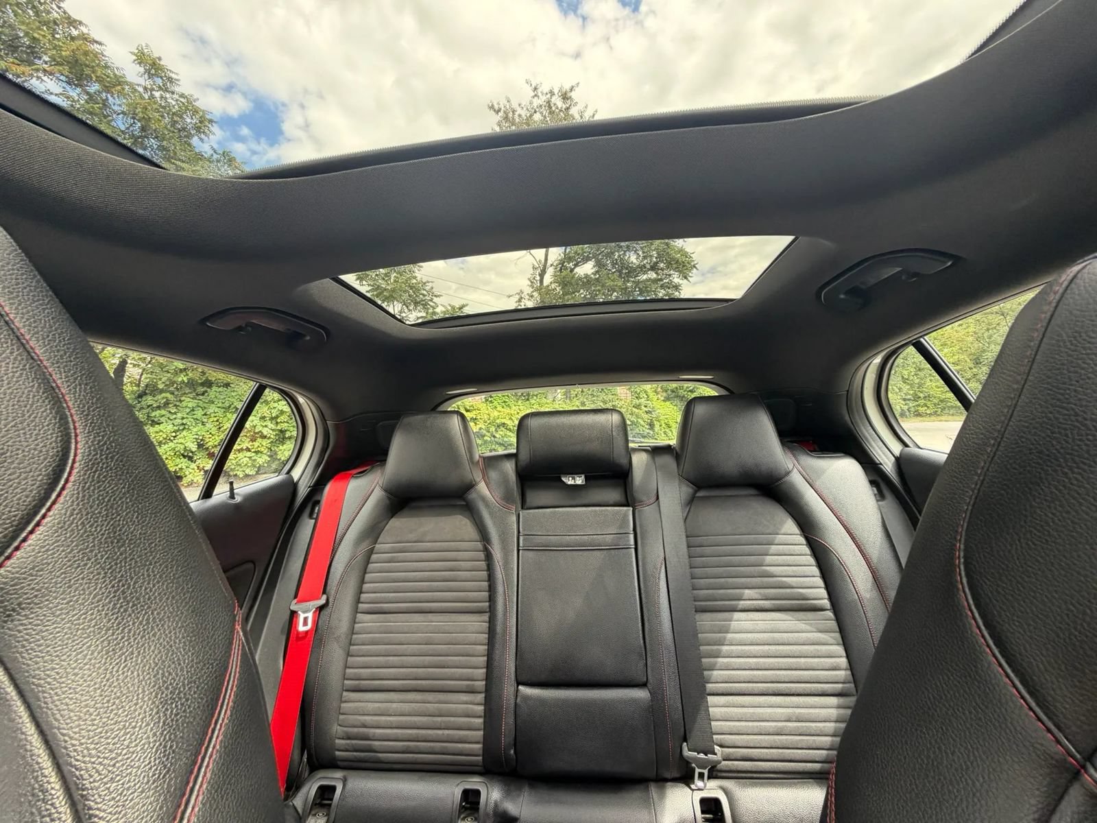 Used 2015 Mercedes-Benz GLA 45 AMG 4MATIC image 18