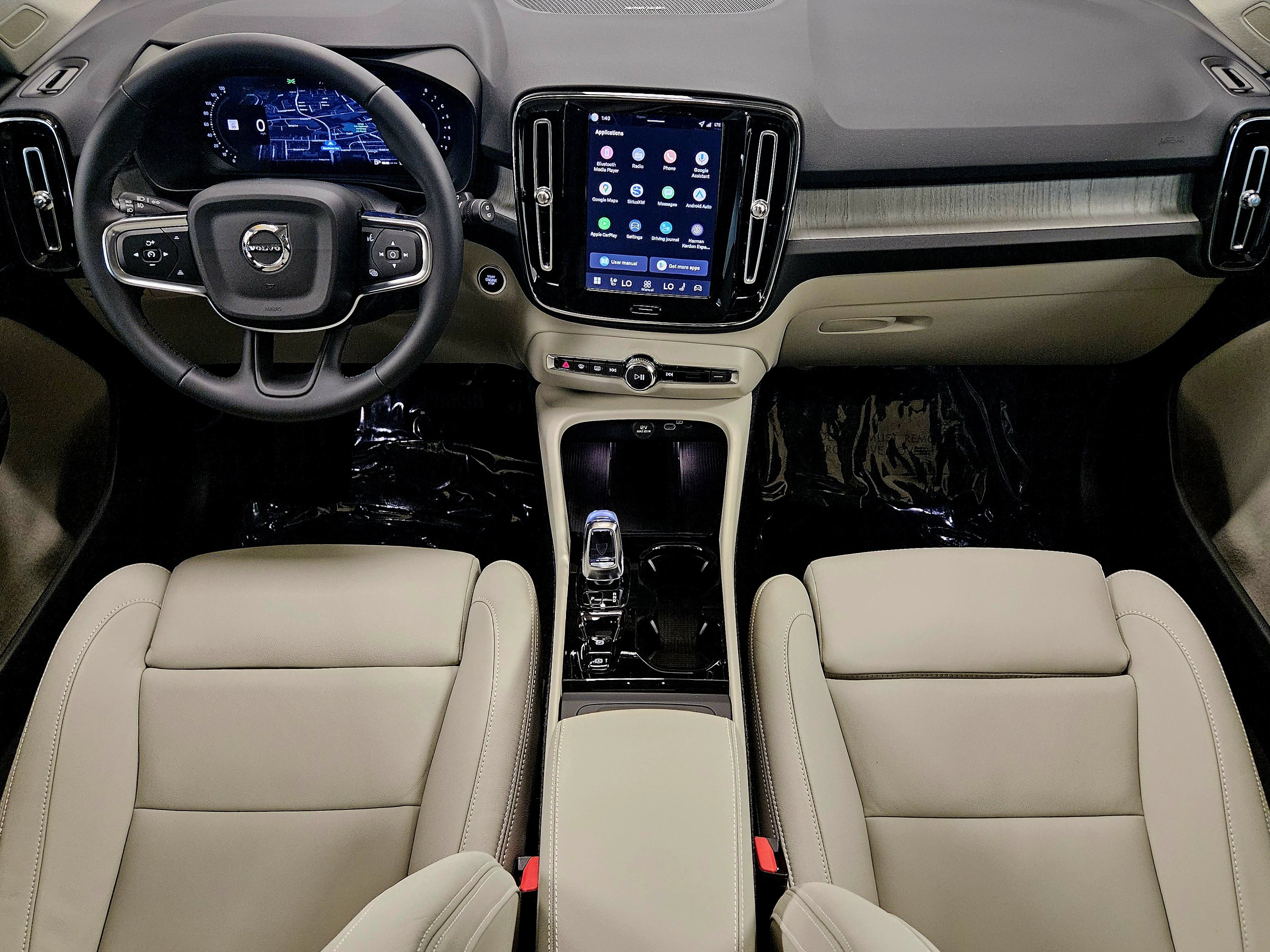 New 2026 Volvo XC40 B5 Ultra w/ Climate Package AWD/4WD image 15