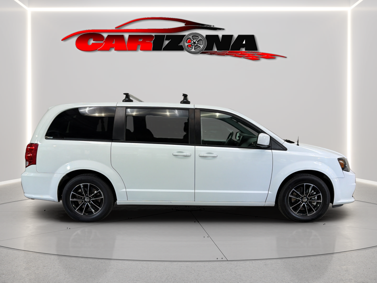 Used 2018 Dodge Grand Caravan SE FWD image 12