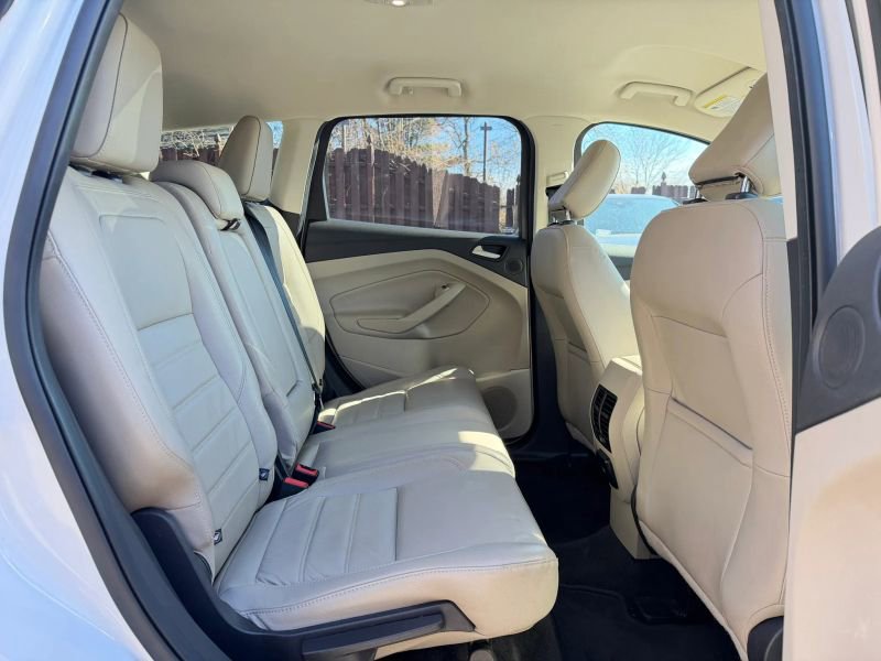 Used 2019 Ford Escape Titanium w/ U9j03 - Titanium Tow Package image 25