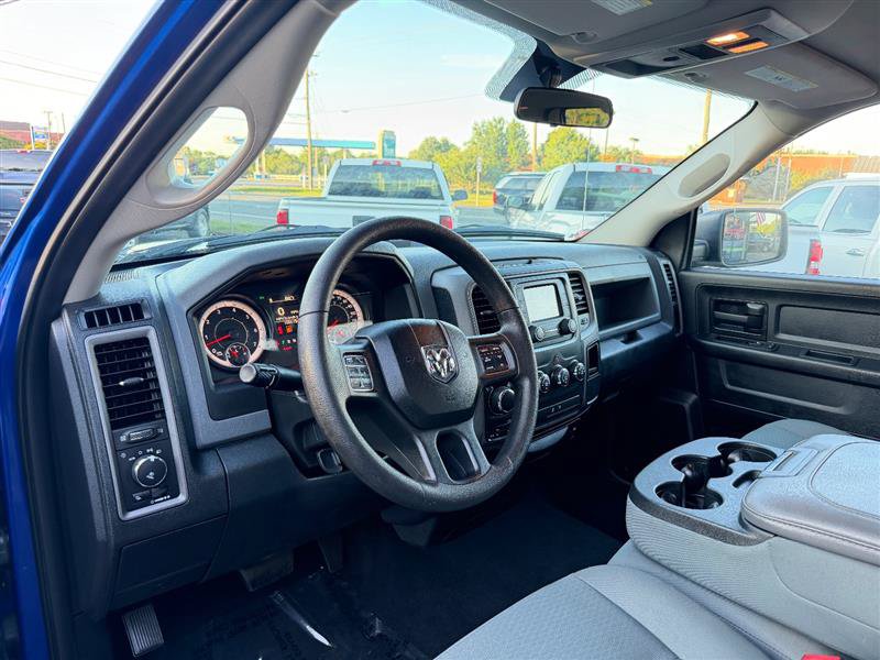 Used 2017 RAM 1500 Express AWD/4WD image 14