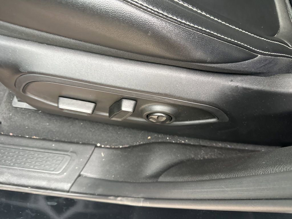 Used 2024 Jeep Grand Cherokee Limited image 19