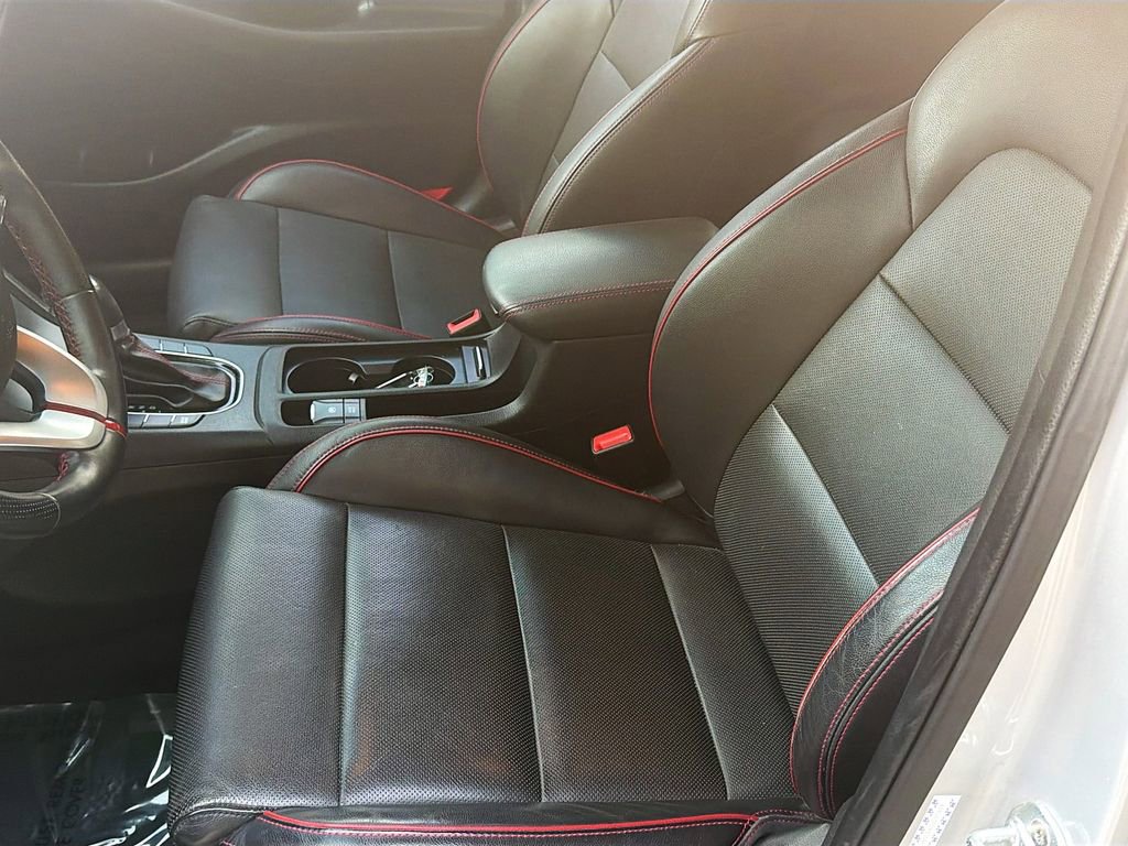 Used 2018 Hyundai Elantra GT Sport image 18