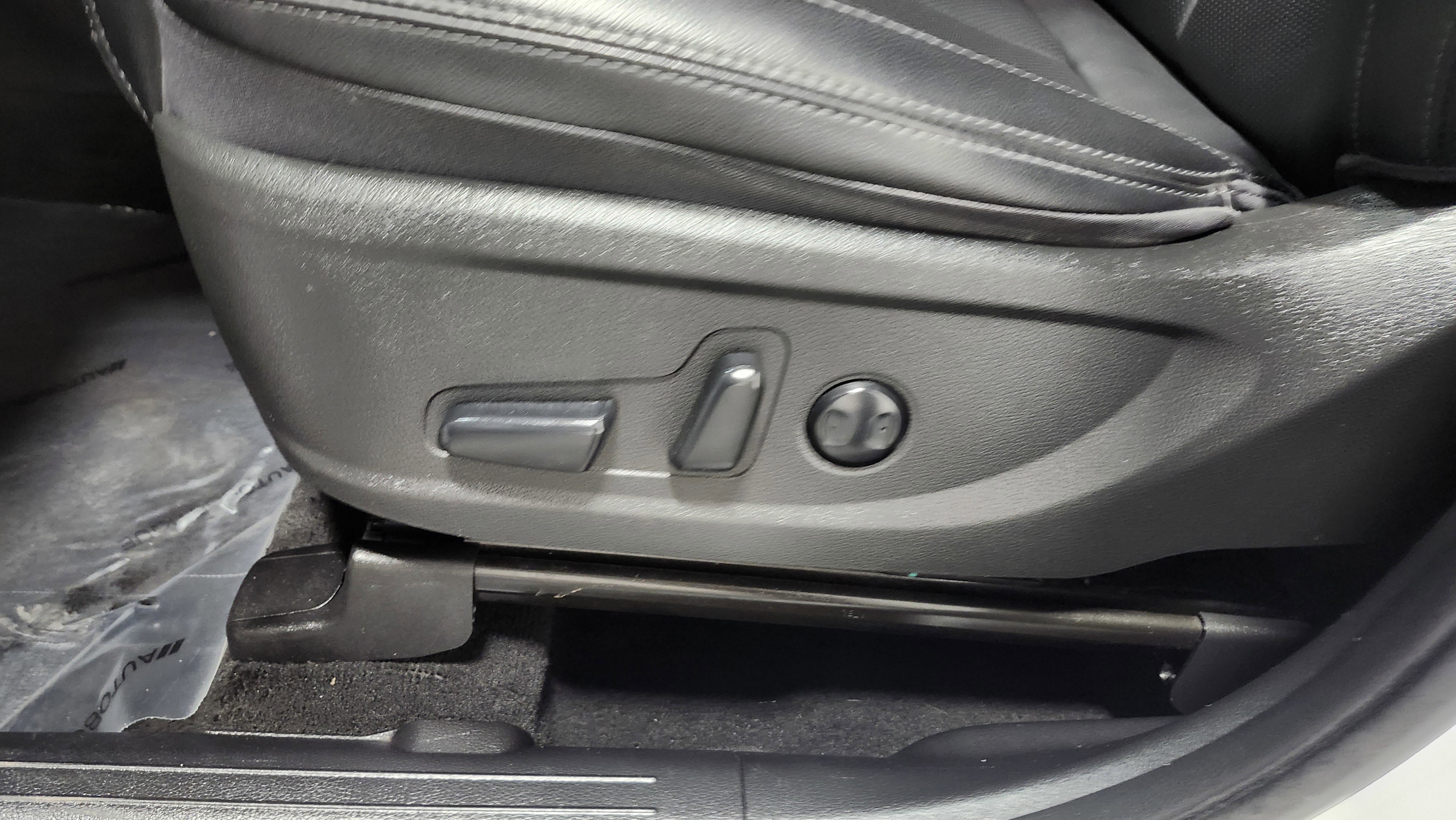 Used 2023 Hyundai Santa Fe XRT w/ Cargo Package image 25