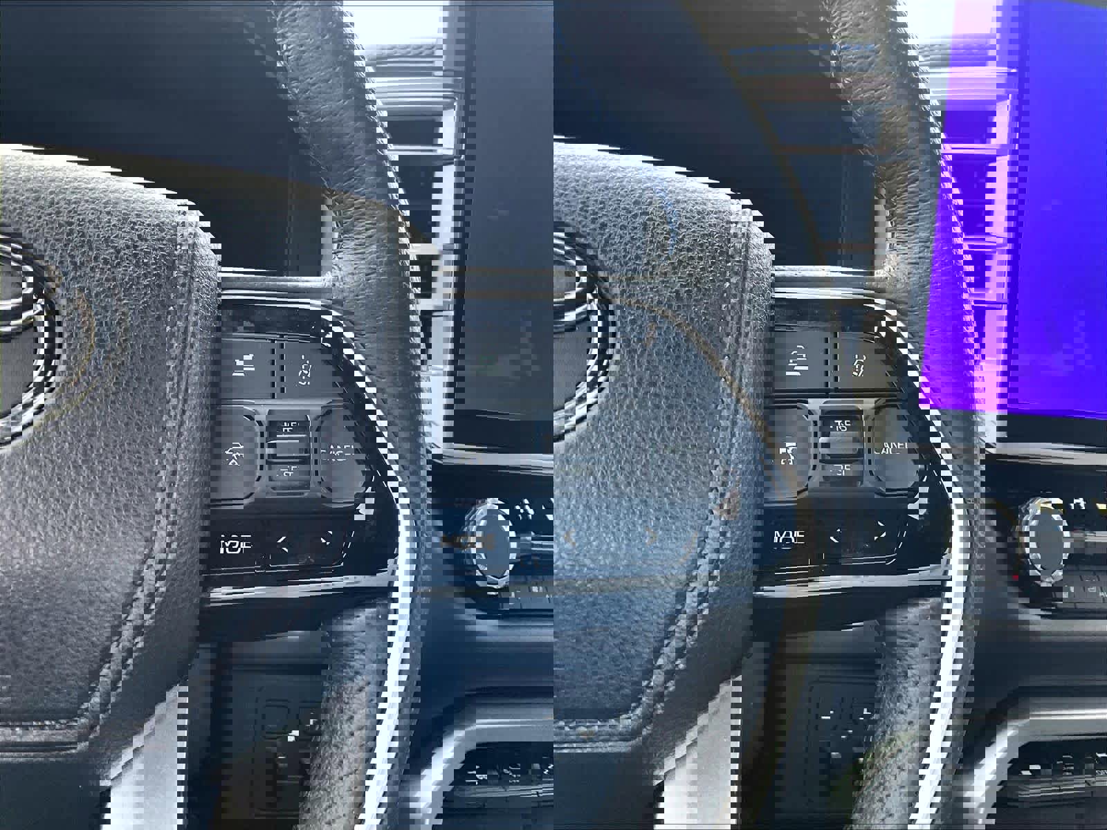 Used 2023 Toyota Sequoia Platinum image 25