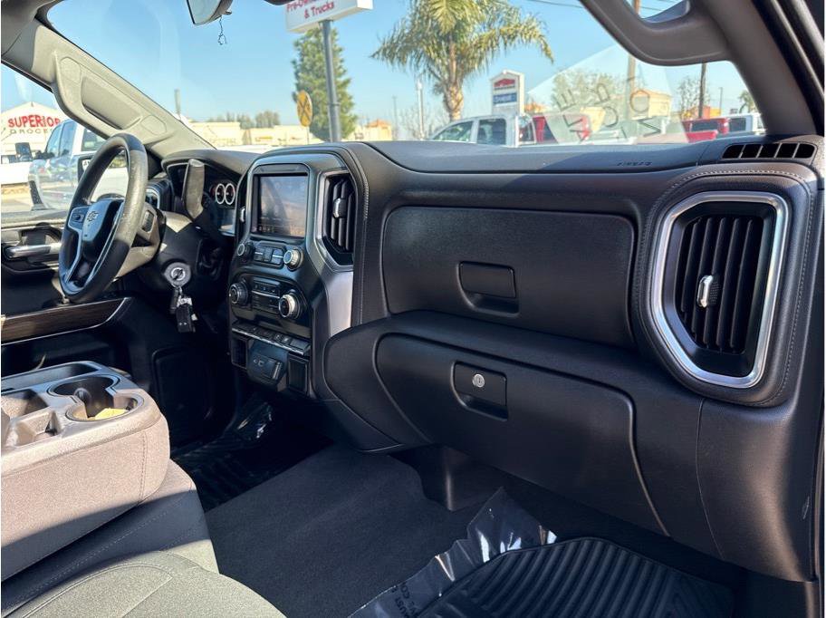 Used 2020 Chevrolet Silverado 1500 LT image 14
