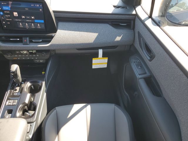 New 2026 Subaru Outback Premium w/ Premium/Limited Package 2 AWD/4WD image 18