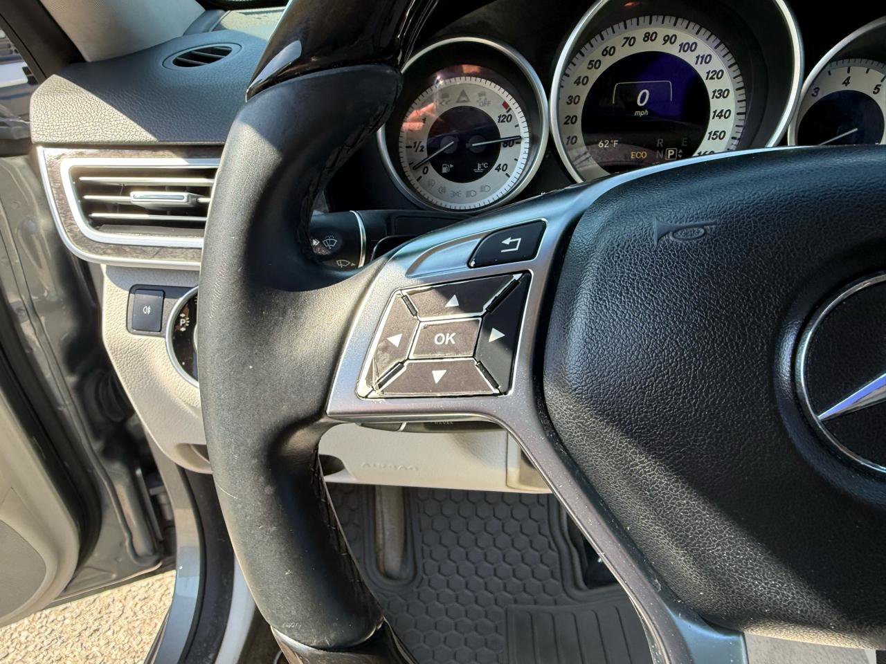 Used 2014 Mercedes-Benz E 350 E350 Sedan image 16