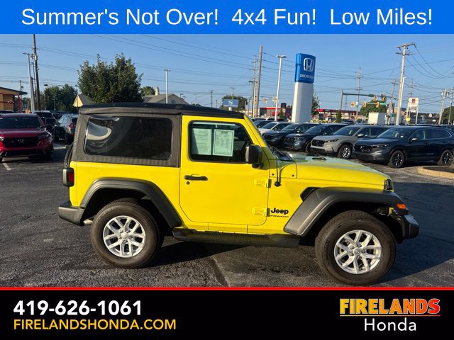 Used 2023 Jeep Wrangler Sport AWD/4WD image 6