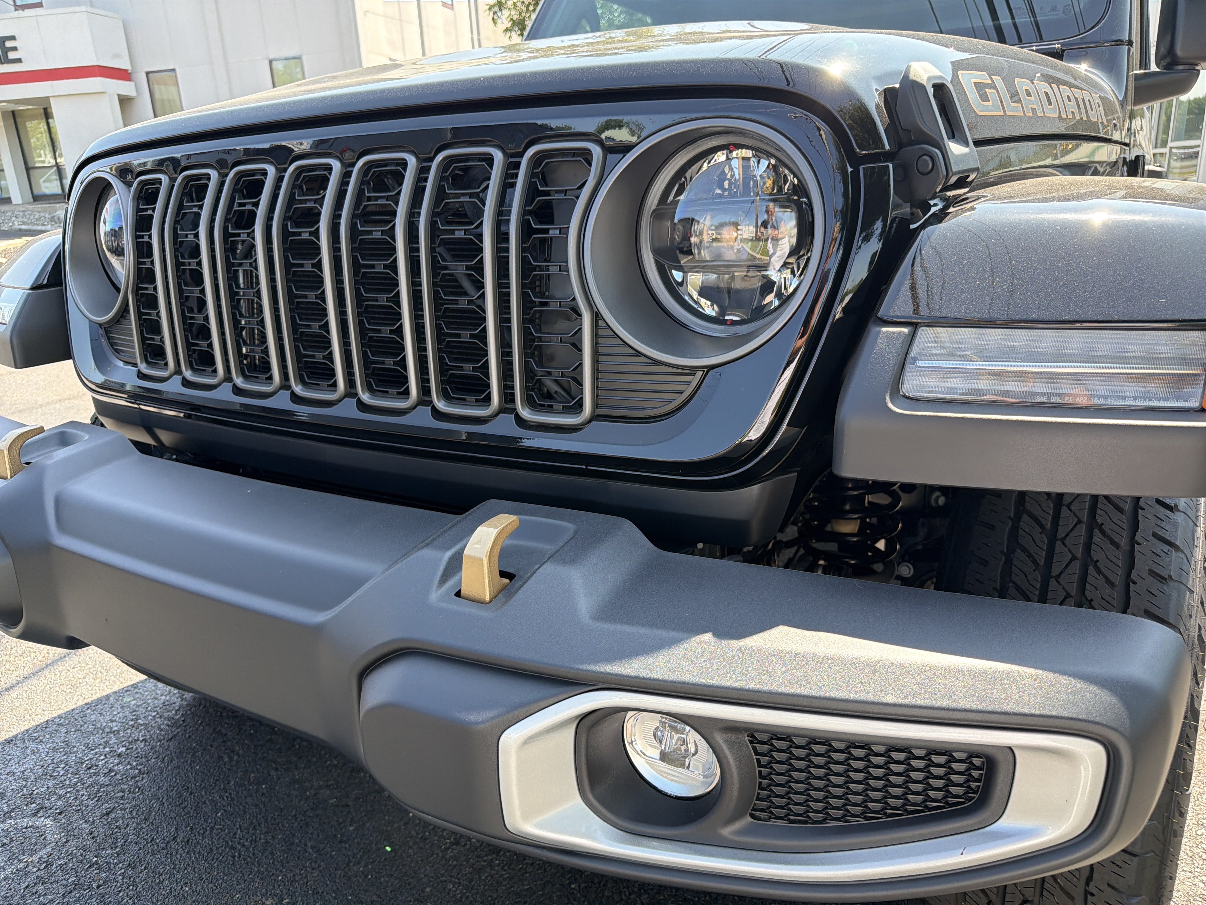 Used 2026 Jeep Gladiator Sport AWD/4WD image 4