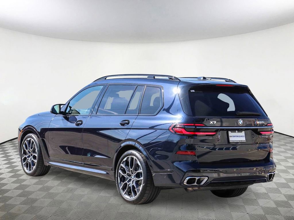 Used 2024 BMW X7 M60i AWD/4WD image 8