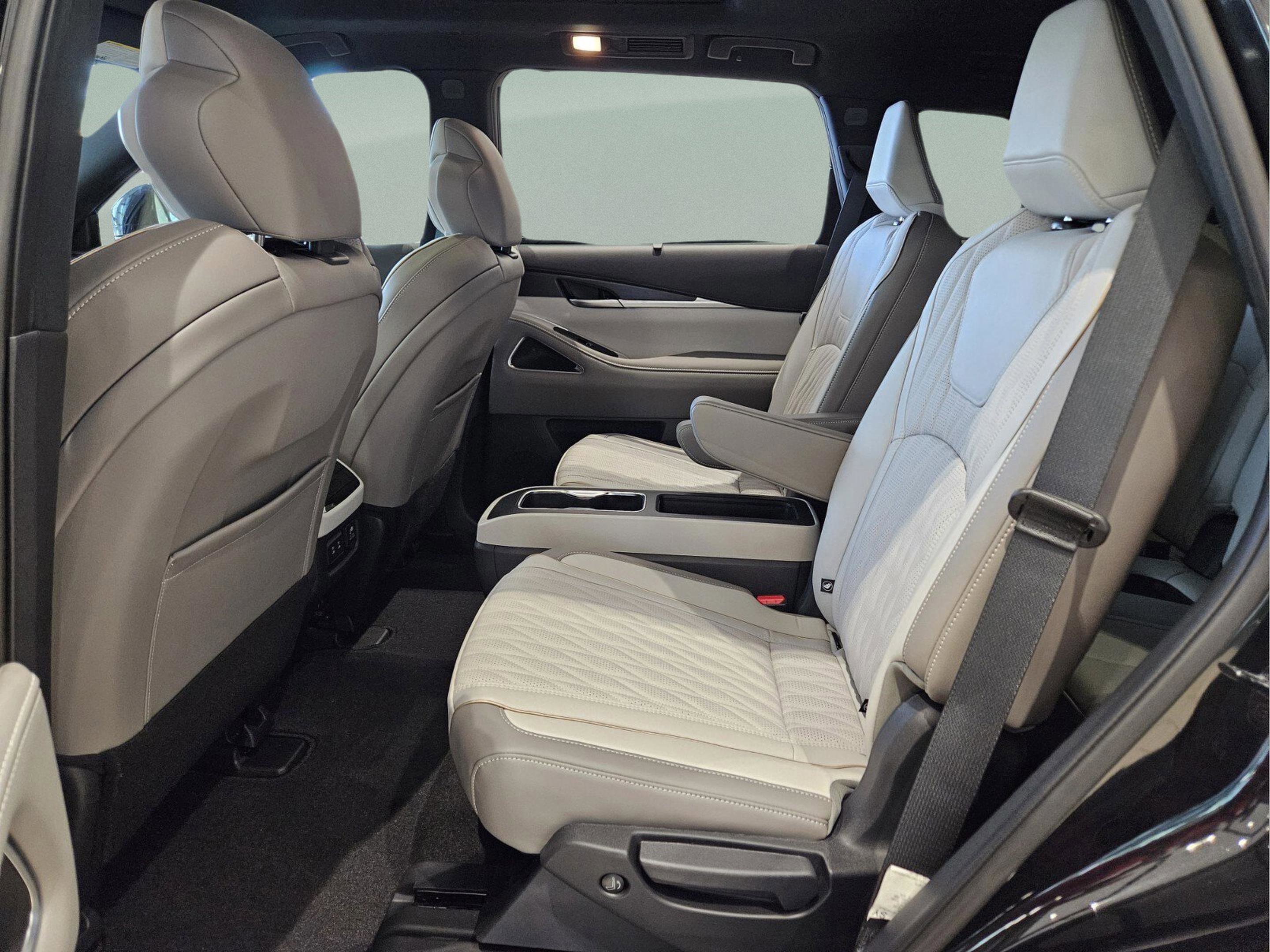 New 2026 INFINITI QX60 Autograph w/ Autograph Tech Package image 11