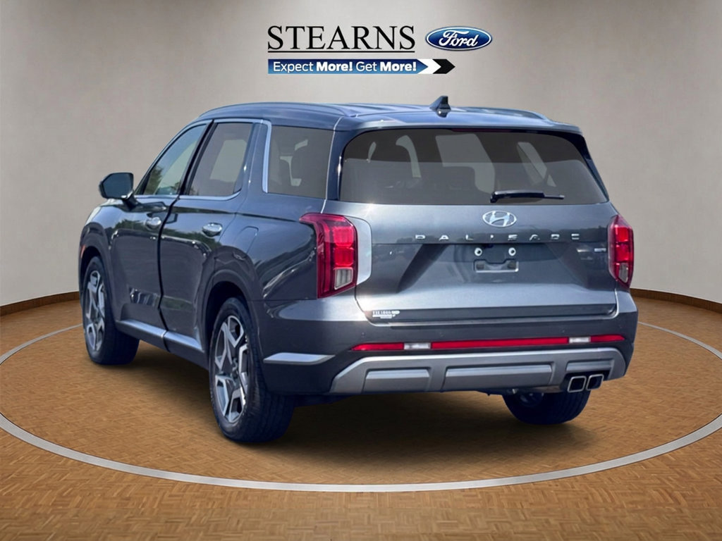 Used 2023 Hyundai Palisade SEL AWD/4WD image 16