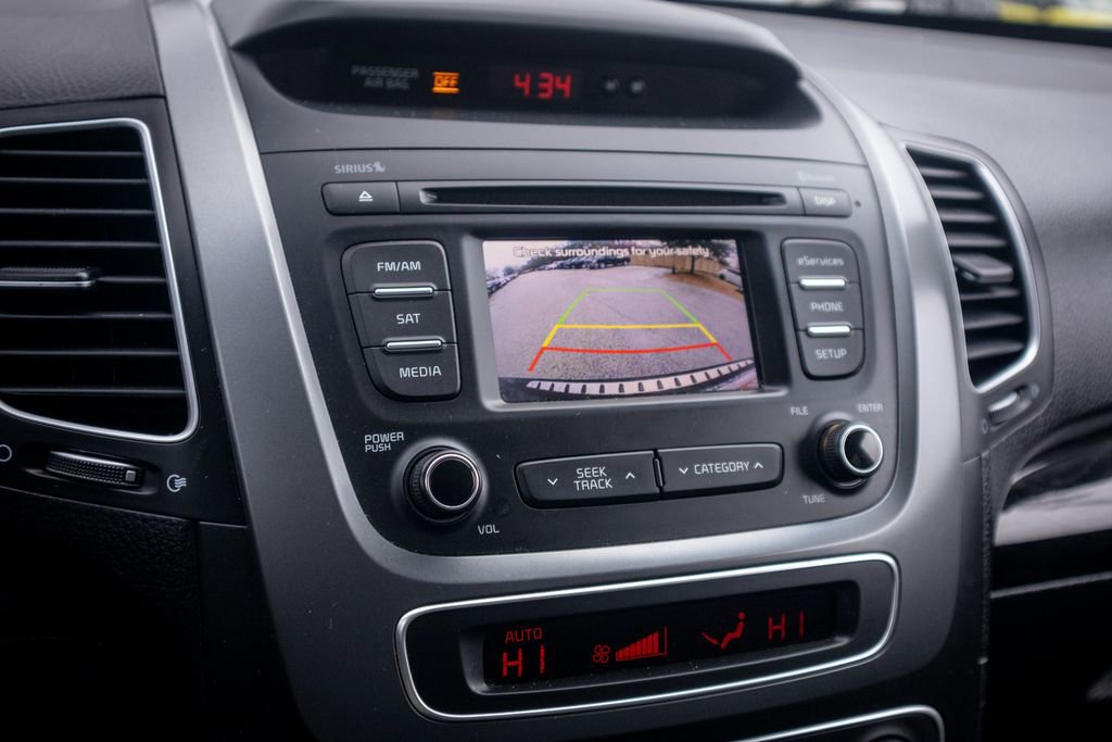 Used 2015 Kia Sorento EX image 18