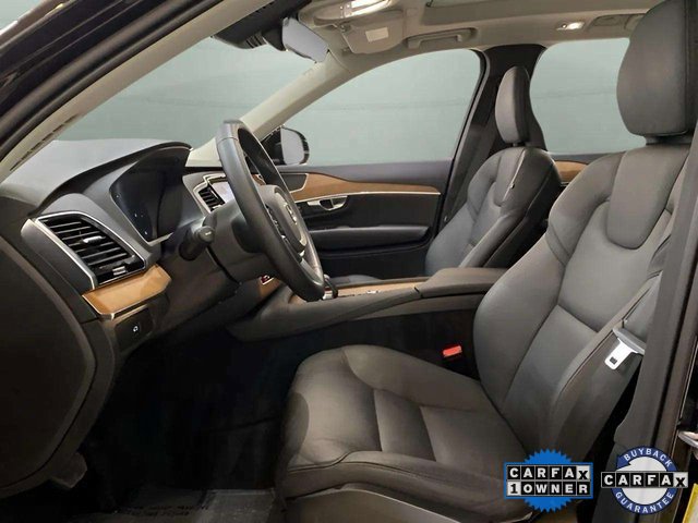 Used 2025 Volvo XC90 B6 Plus image 18