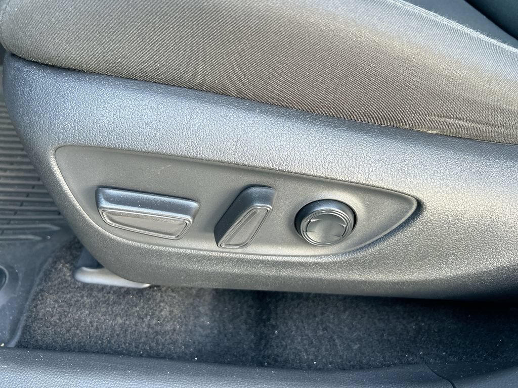 Certified 2025 Toyota RAV4 XLE FWD image 12