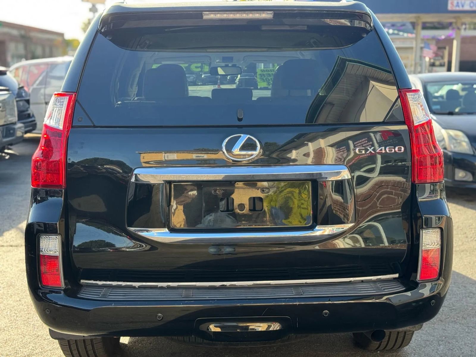 Used 2011 Lexus GX 460 image 4
