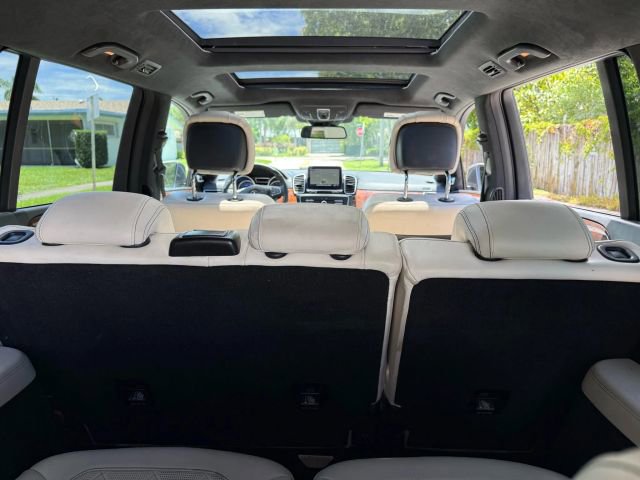 Used 2017 Mercedes-Benz GLS 550 4MATIC image 12