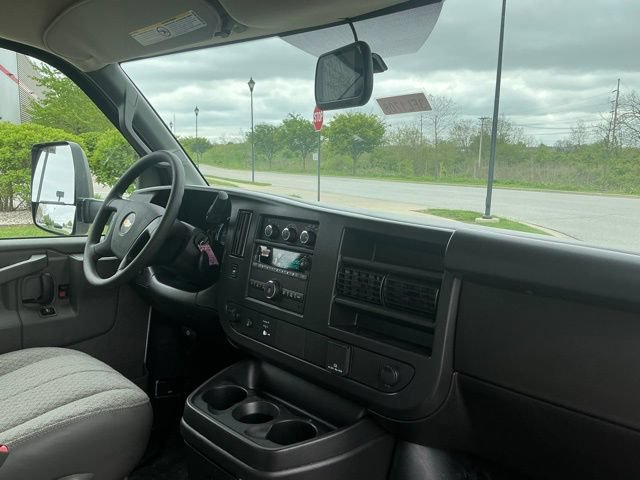 New 2026 Chevrolet Express 4500 w/ Power Convenience Package RWD image 21