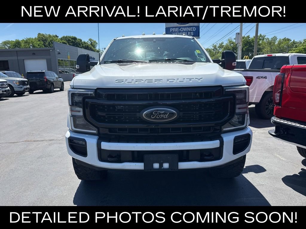 Used 2022 Ford F350 Lariat w/ Tremor Off-Road Package AWD/4WD image 2