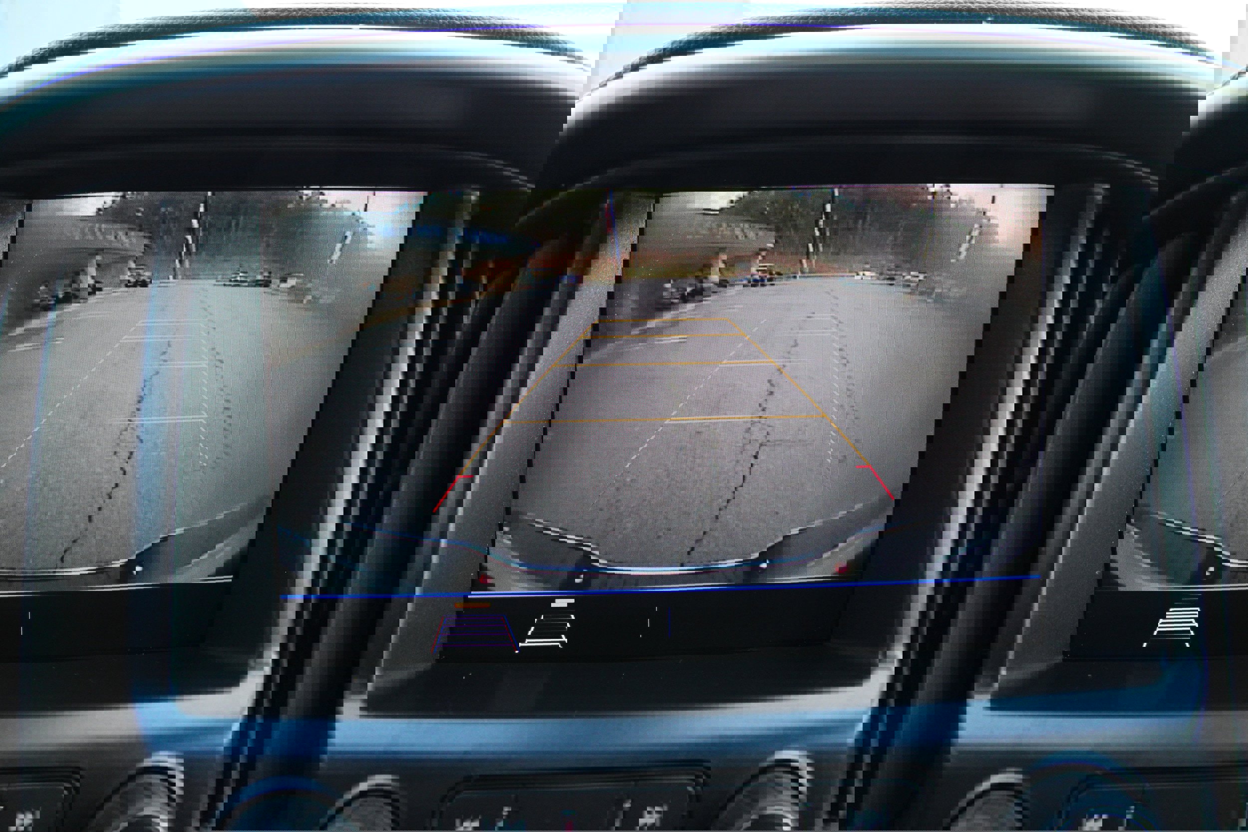 Used 2022 Chevrolet Colorado LT w/ Fleet Safety Package image 24