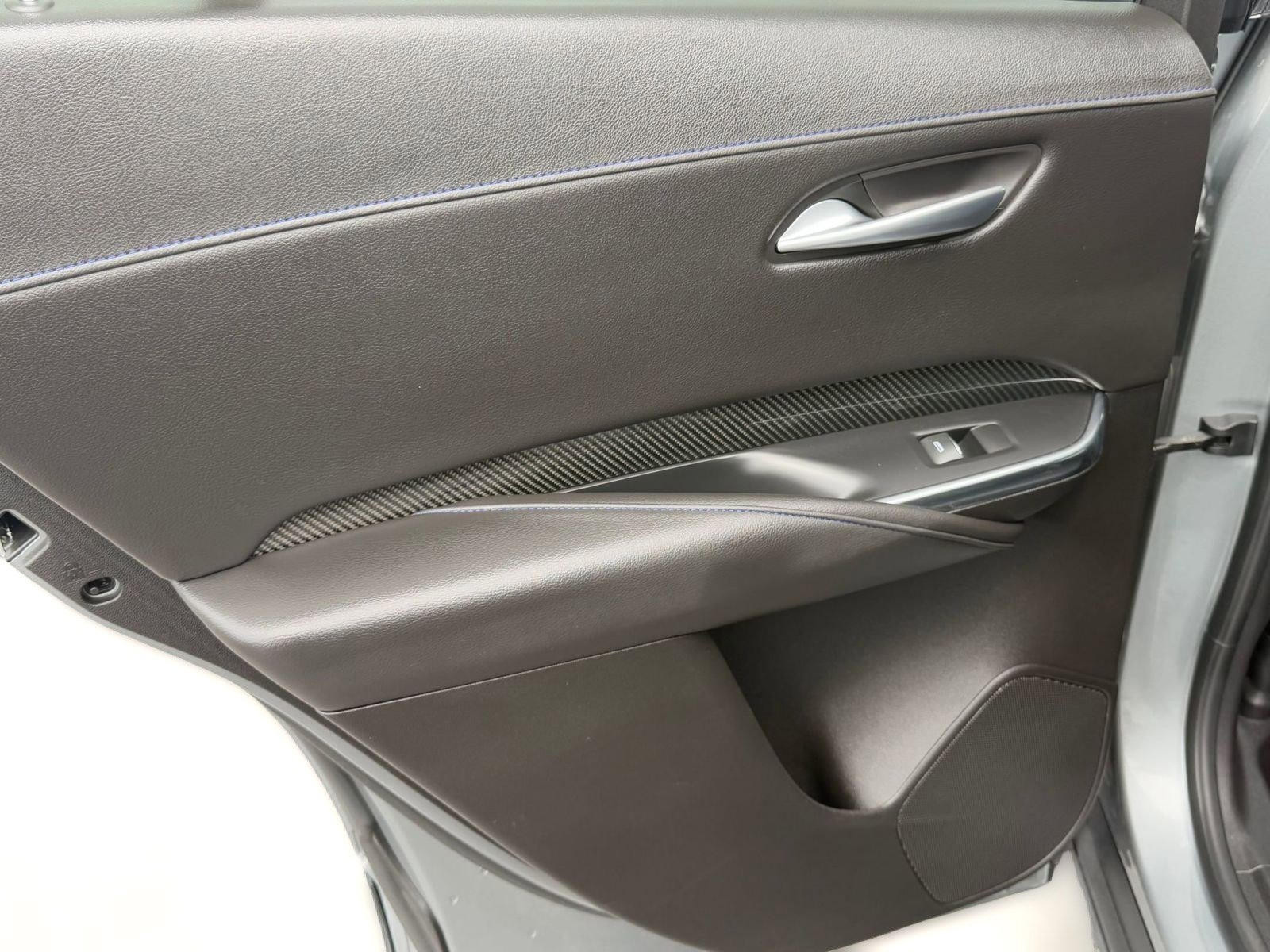 Used 2024 Cadillac XT4 Sport image 28