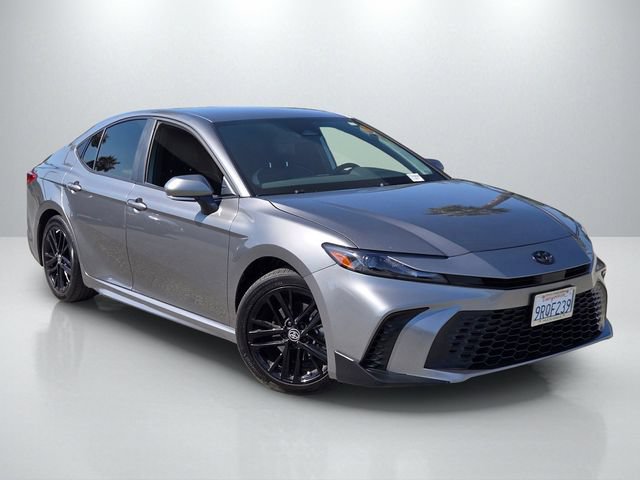 Used 2025 Toyota Camry SE