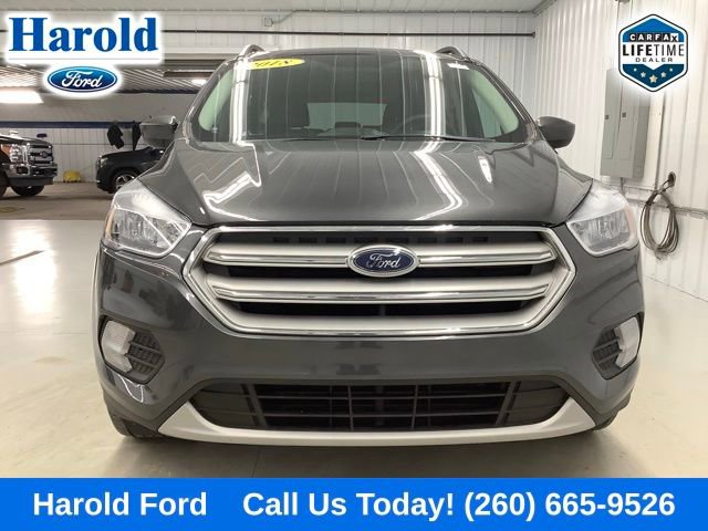 Used 2018 Ford Escape SE w/ SE SYNC Package image 2