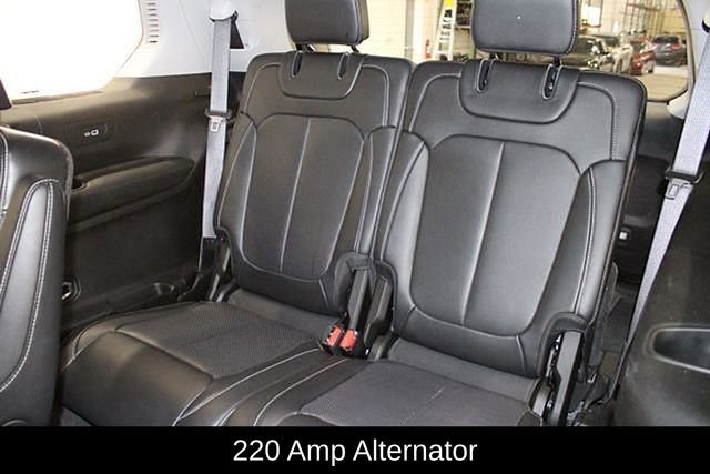 Used 2021 Jeep Grand Cherokee L Limited w/ Luxury Tech Group II image 14