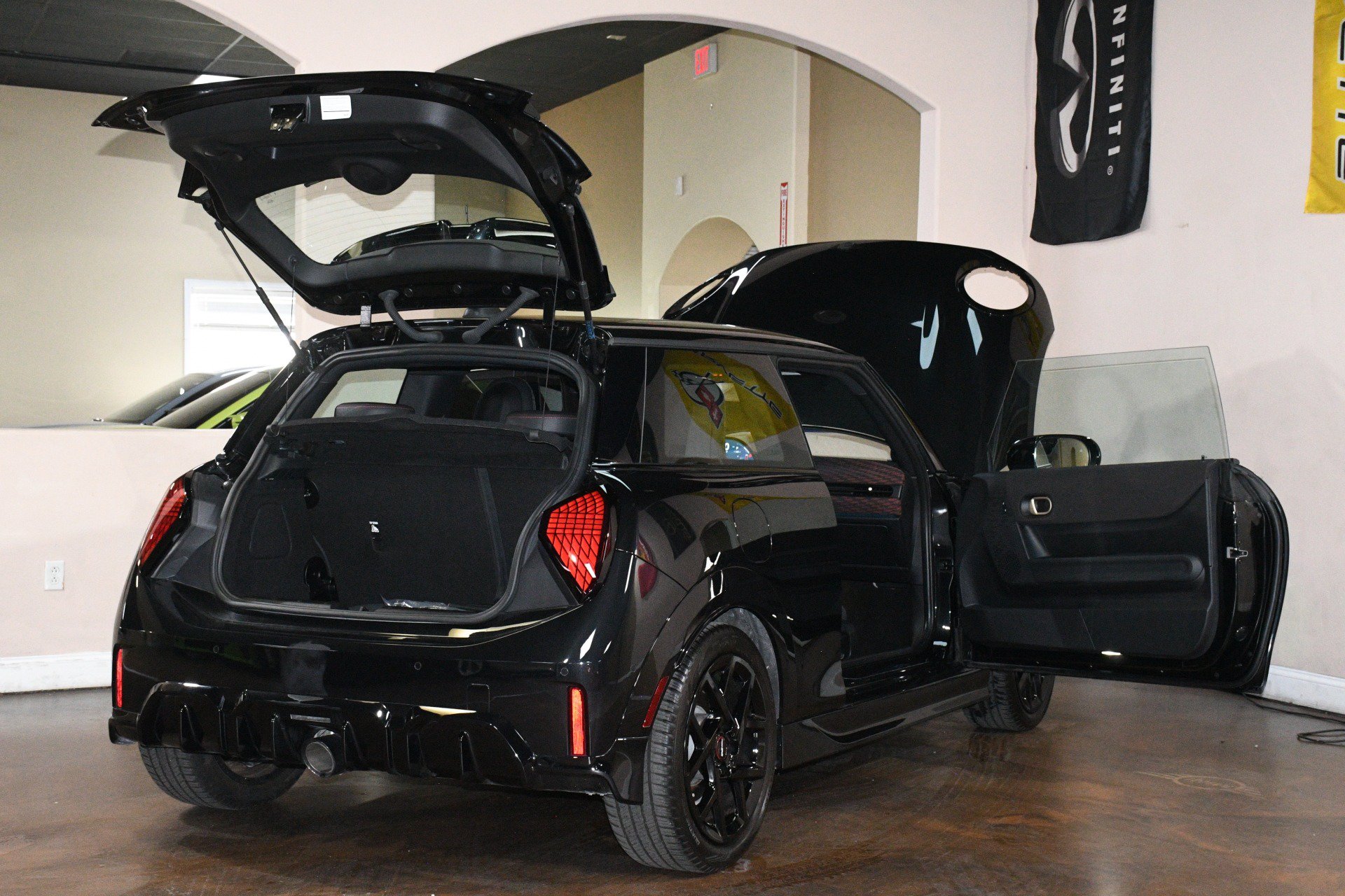 Used 2025 MINI Cooper John Cooper Works FWD image 91