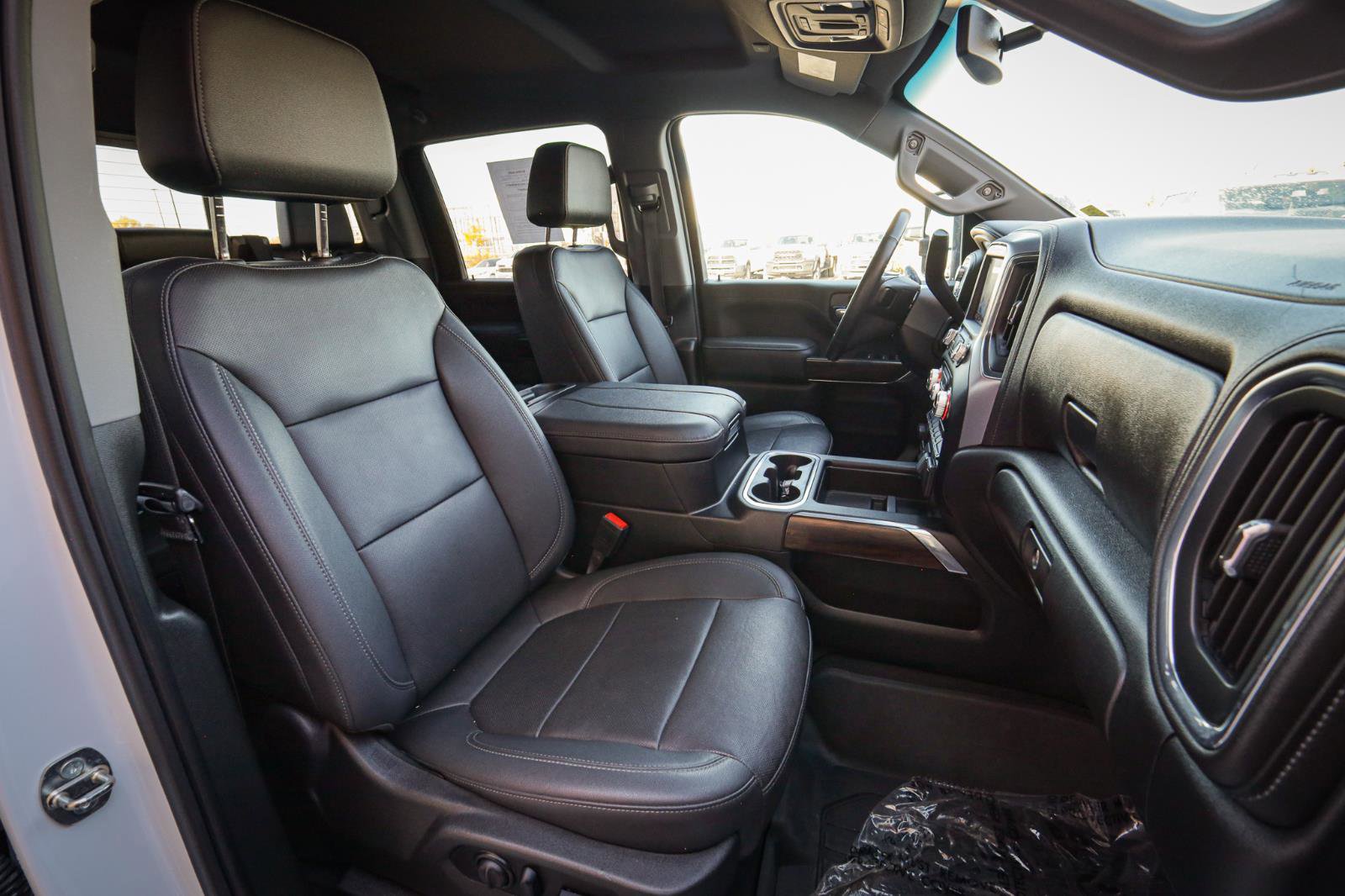 Used 2023 GMC Sierra 3500 SLT w/ SLT Convenience Package image 23