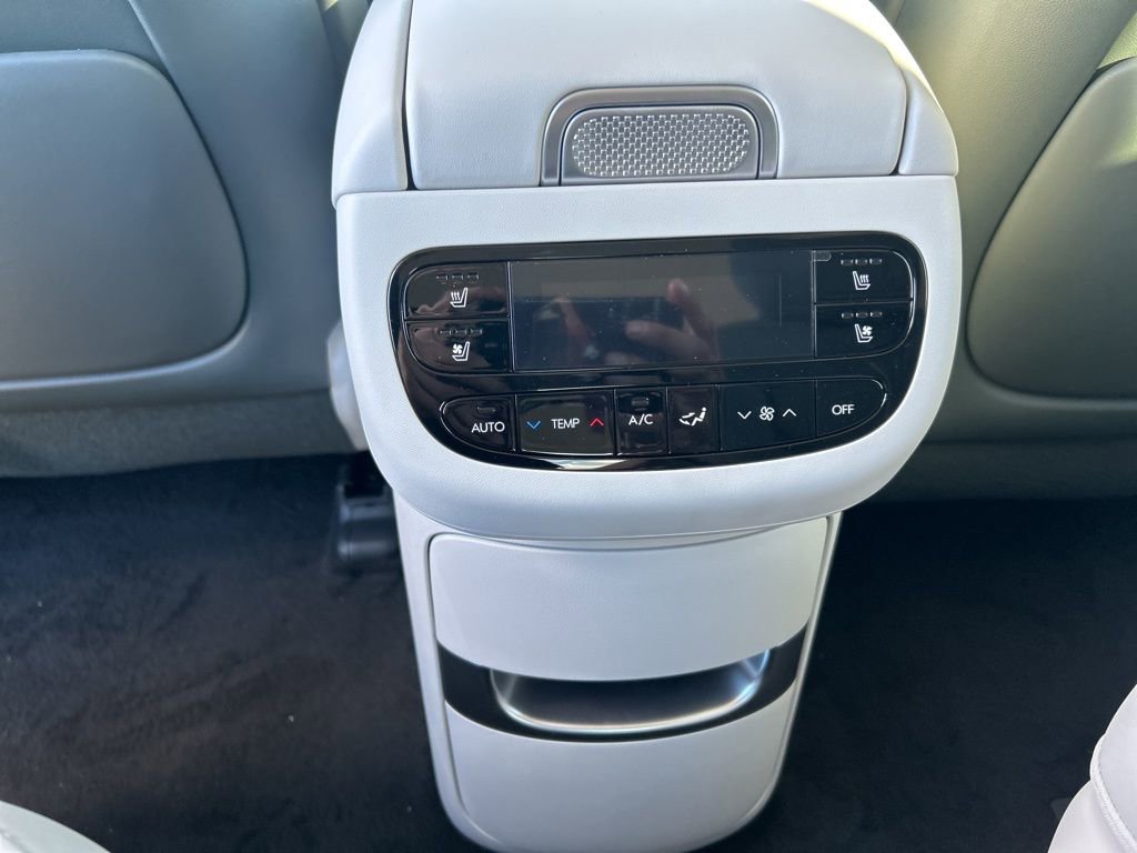 New 2026 Hyundai Ioniq 9 Calligraphy image 22