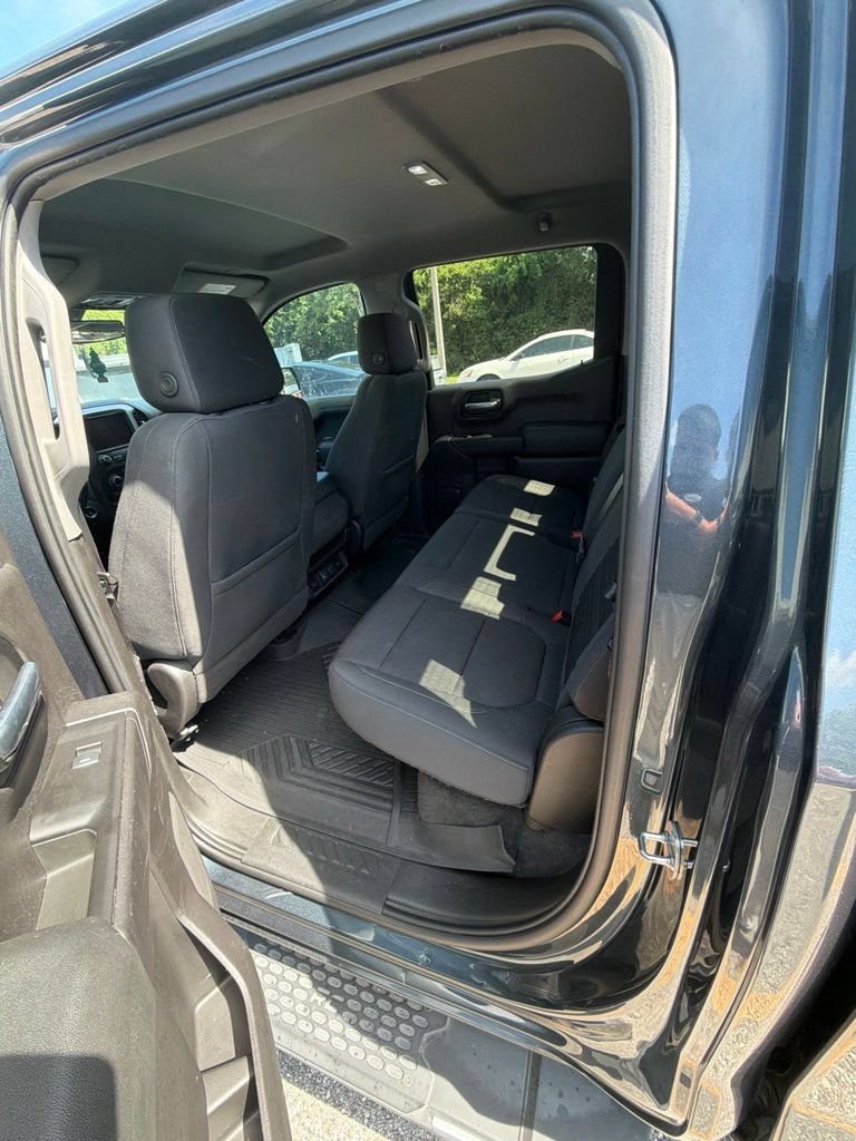 Used 2020 Chevrolet Silverado 1500 LT w/ All-Star Edition AWD/4WD image 3