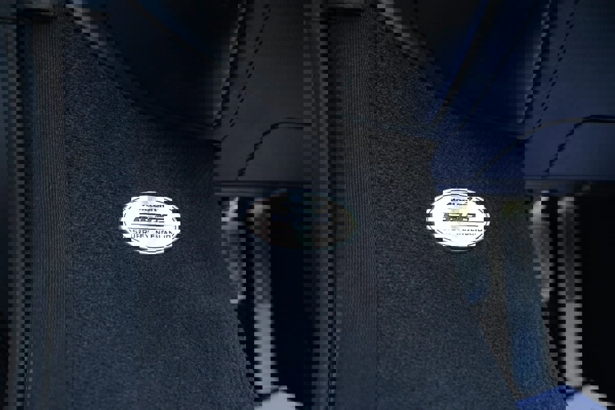 Used 2015 McLaren 650S Spider image 27