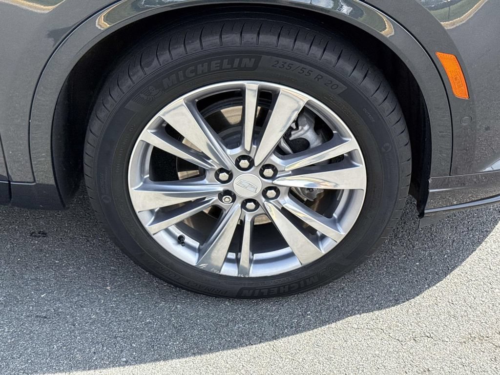 Used 2023 Cadillac XT6 Premium Luxury w/ Technology Package AWD/4WD image 14