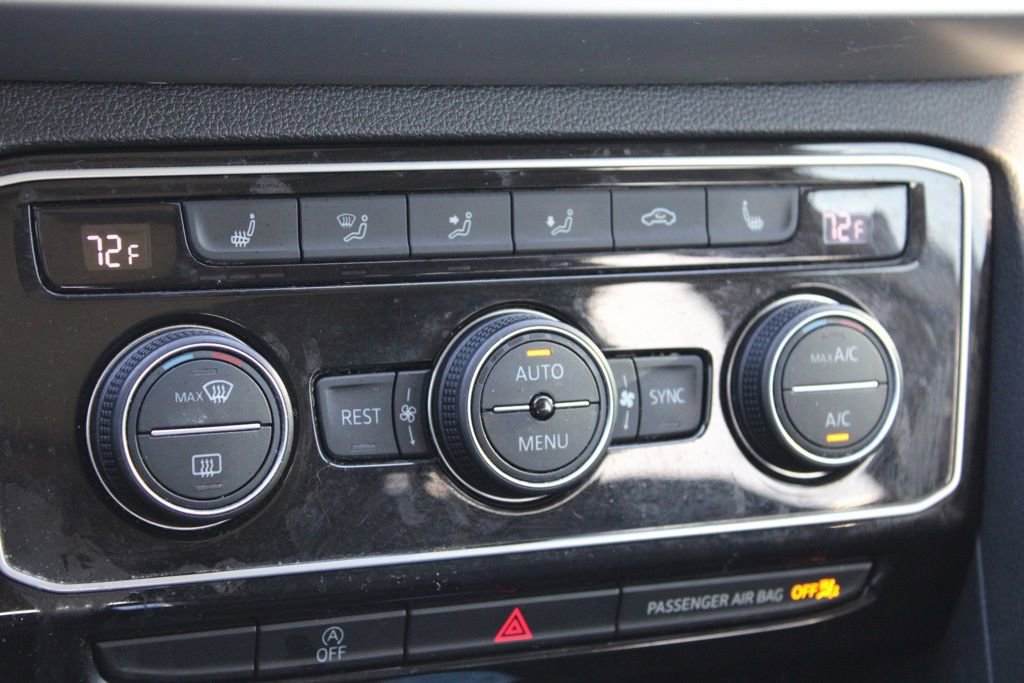 Used 2022 Volkswagen Atlas SE image 40