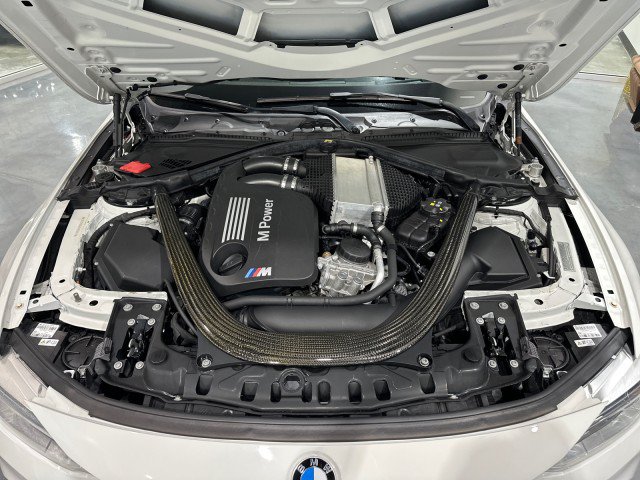 Used 2015 BMW M4 Coupe RWD image 24
